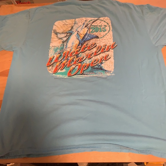 T-Shirt - Picture 2 of 2